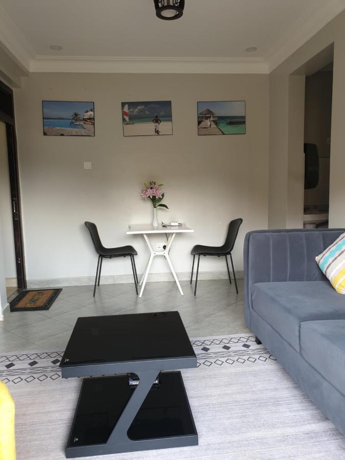 Blt Suites - Furnished Apartments Кампала Екстер'єр фото